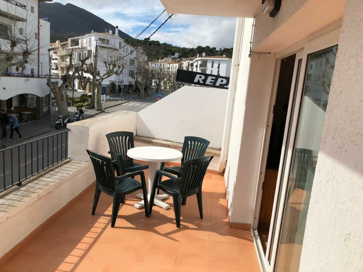 Apartaments S'Arenella Cadaques Exterior photo